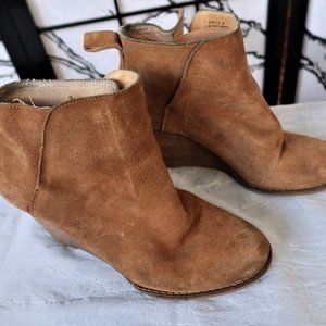 Lucky Brand Tan Wedges Size 6.5
